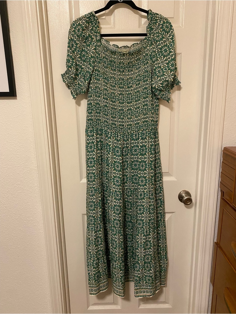 Max Studio Green and White Floral-Print Dress